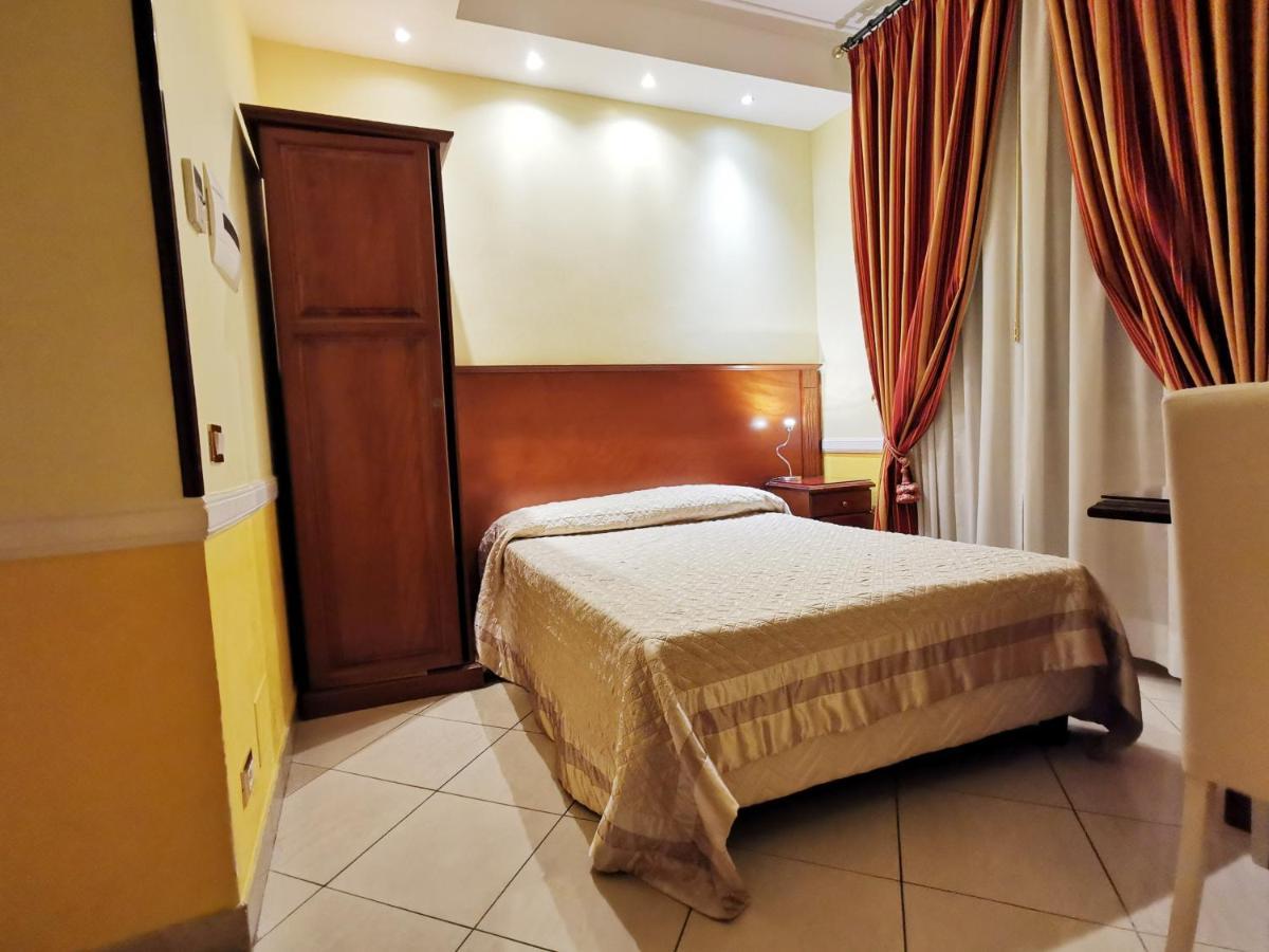 Hotel Valentino Palace Roma Ngoại thất bức ảnh