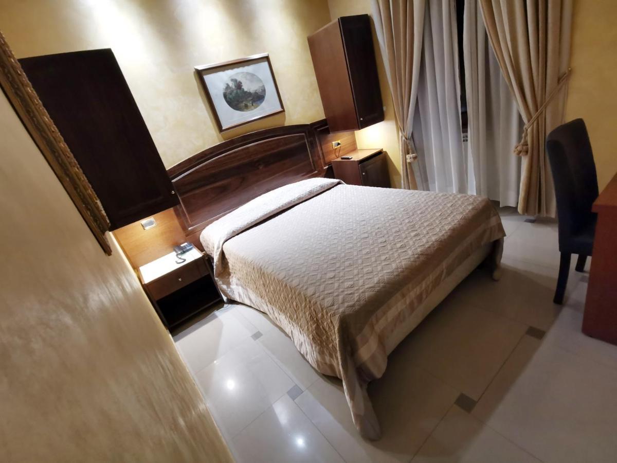 Hotel Valentino Palace Roma Ngoại thất bức ảnh